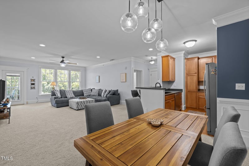 933 Portstewart Dr, Cary, NC 27519