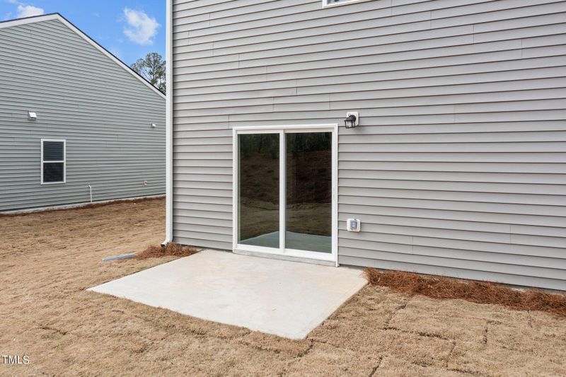 933 Rift Valley Dr, Zebulon, NC 27597