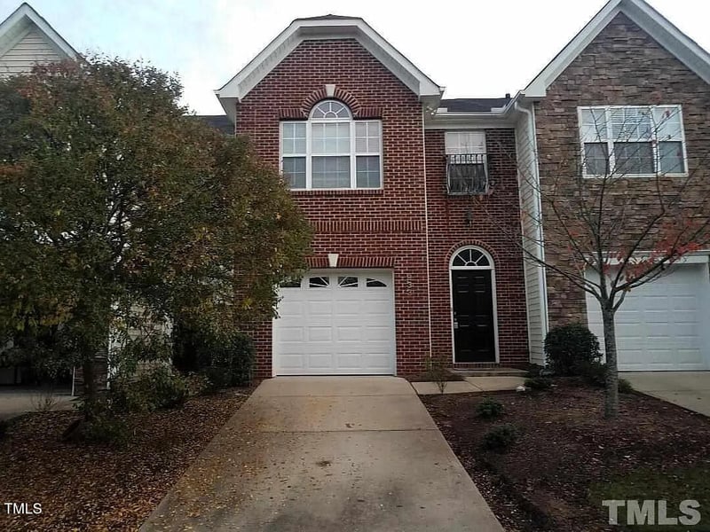 933 Shining Wire Way, Morrisville, NC 27560