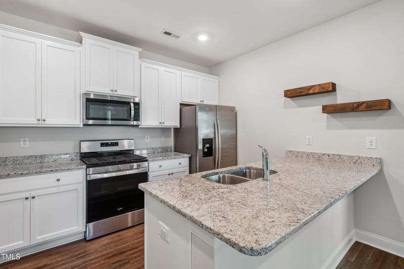933 Weatherby Ln, Creedmoor, NC 27522