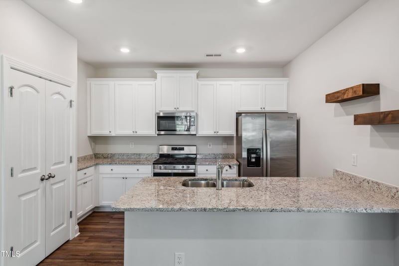 933 Weatherby Ln, Creedmoor, NC 27522