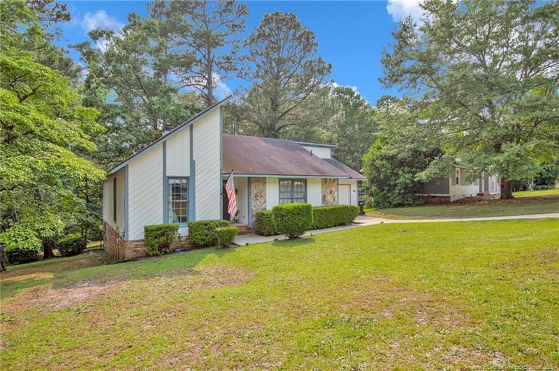 9331 Castle Falls Cir, Fayetteville, NC 28314