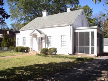 934 Chestnut St, Henderson, NC 27536