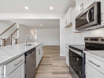 934 Kensley Grove Ln #60, Fuquay Varina, NC 27526