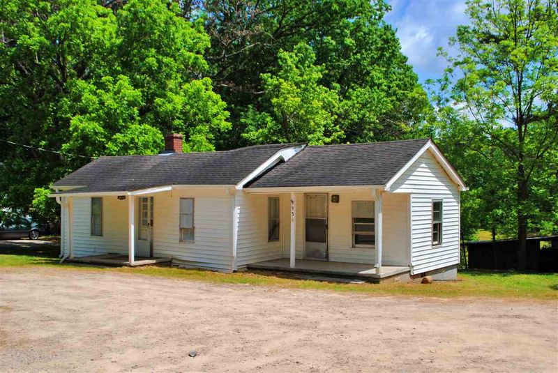 934 N Oneil St, Clayton, NC 27520