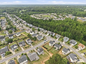 934 Ribbonleaf Ln, Fuquay Varina, NC 27526