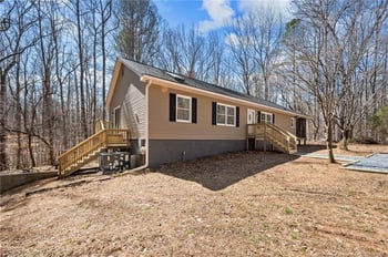 9349 Perry Rd, Graham, NC 27253