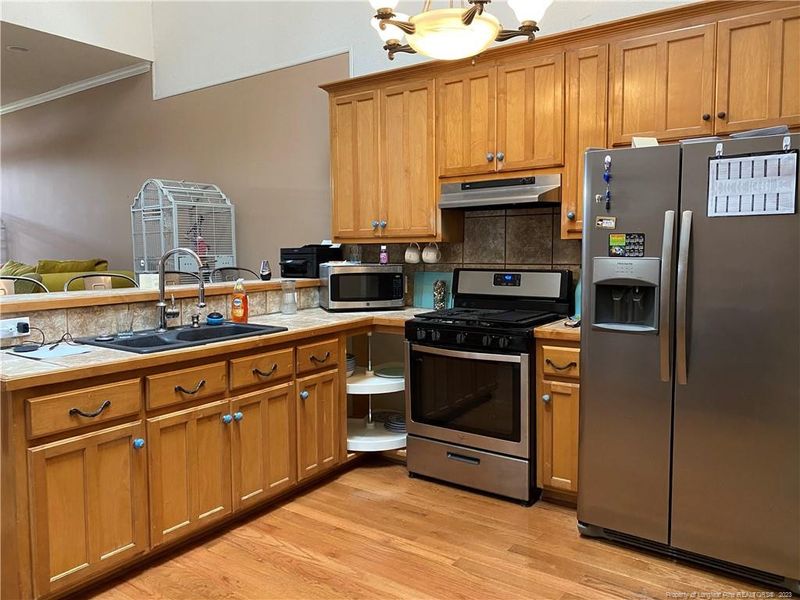 935 Lakewind Dr, Sanford, NC 27332