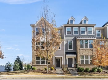 935 Parkstone Towne Blvd, Knightdale, NC 27545