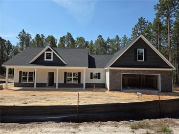 935 Rhum Dr, Fayetteville, NC 28311