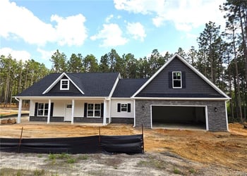 935 Rhum Dr, Fayetteville, NC 28311