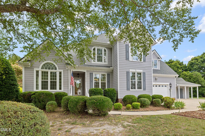 9356 Wakefields Oak Grove Dr, Zebulon, NC 27597