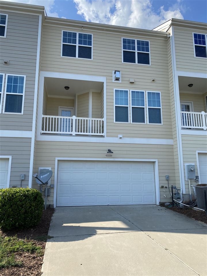 9356 Wooden Rd, Raleigh, NC 27617