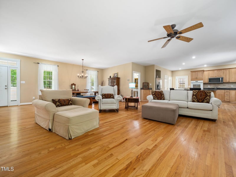 936 Elbridge Dr, Raleigh, NC 27603