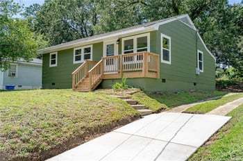 936 Fleetwood Dr, Fayetteville, NC 28305