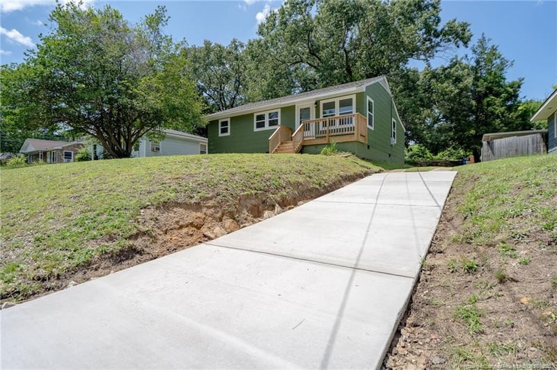 936 Fleetwood Dr, Fayetteville, NC 28305