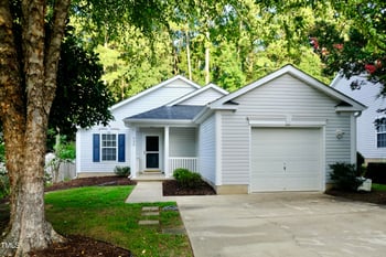 936 Homestead Park Dr, Apex, NC 27502