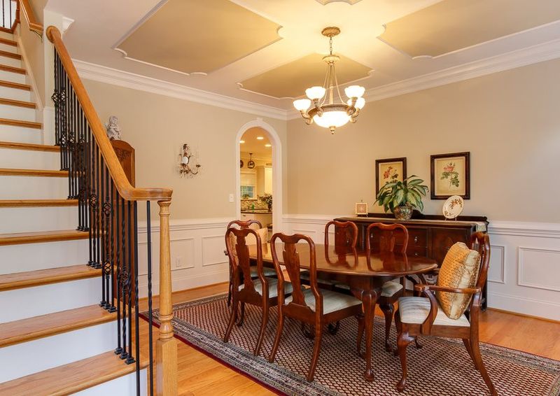 936 Oak Creek Rd, Raleigh, NC 27615