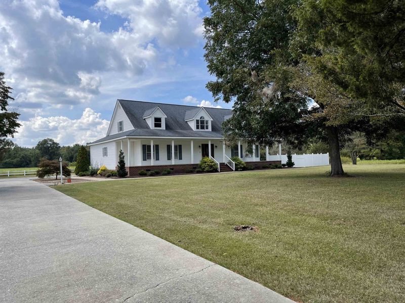 936 Spring Bank Rd, Goldsboro, NC 27534