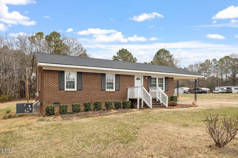 9365 Stokes Rd, Middlesex, NC 27557