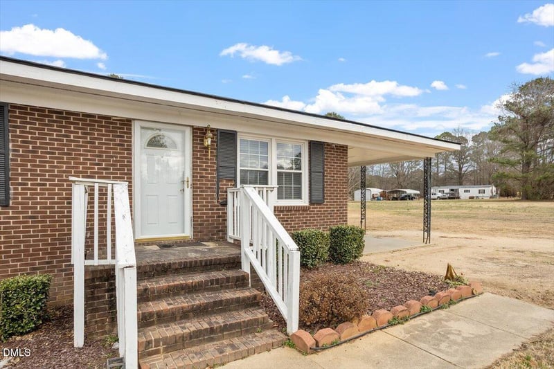 9365 Stokes Rd, Middlesex, NC 27557