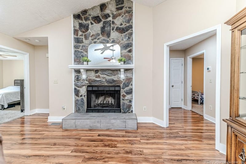 937 Glen Reilly Dr, Fayetteville, NC 28314