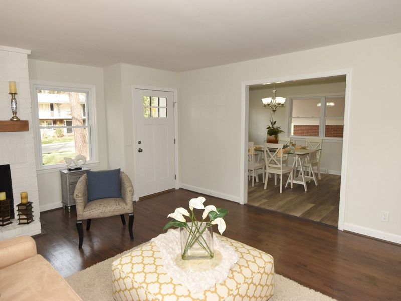 937 Pamlico Dr, Cary, NC 27511