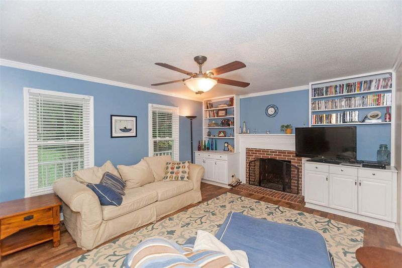 937 Skylar Ct, Wake Forest, NC 27587
