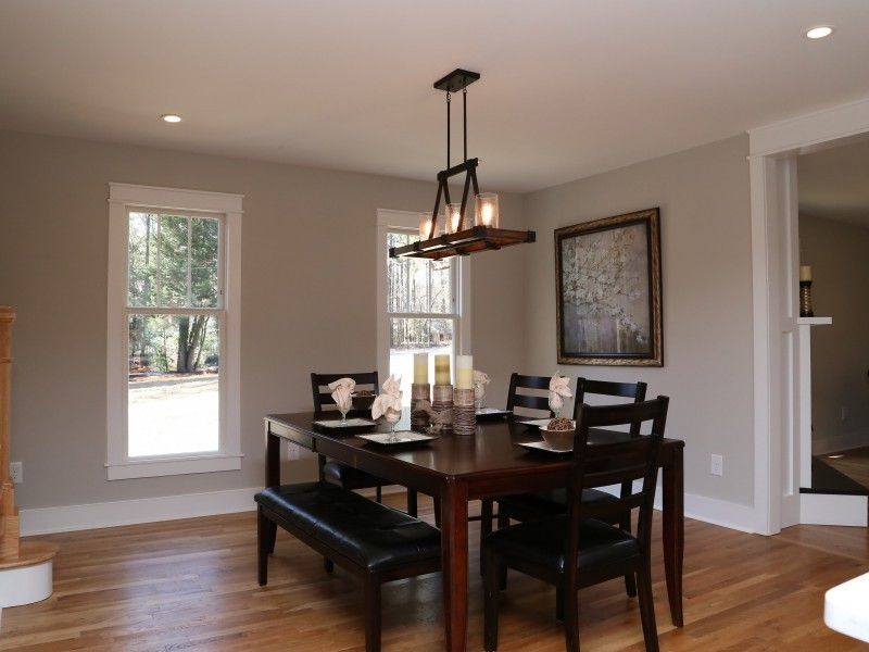 938 Crestwood Ln, Chapel Hill, NC 27517