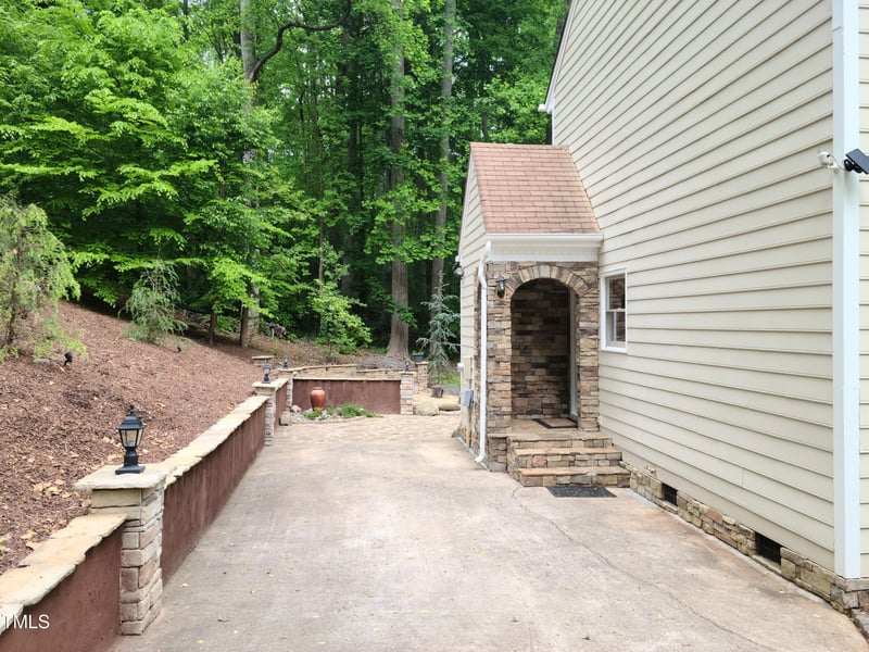 938 Ivy Ln, Cary, NC 27511
