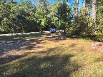 9385 Us 301 Hw, Four Oaks, NC 27524