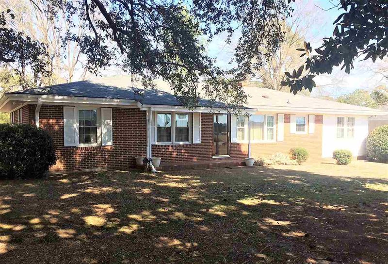 939 Hatcher Rd, Selma, NC 27576