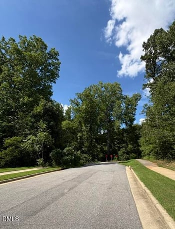 939 Ileagnes Rd, Raleigh, NC 27603