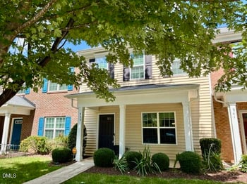 939 Ileagnes Rd, Raleigh, NC 27603