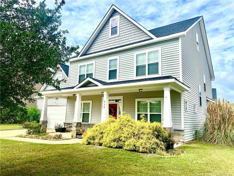 939 Ronald Reagan Dr, Fayetteville, NC 28311