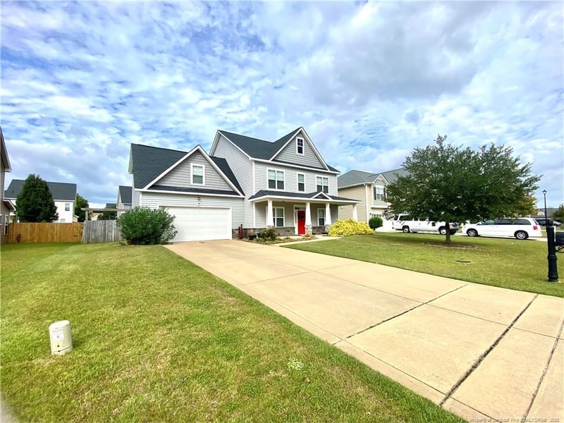 939 Ronald Reagan Dr, Fayetteville, NC 28311