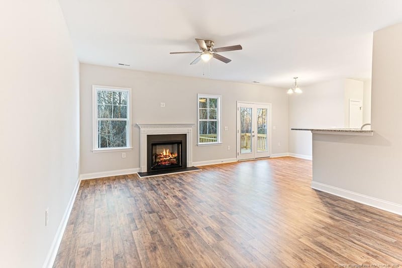 9398 Nc 27 , Lillington, NC 27546