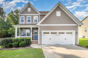94 Avery Pond Dr, Fuquay Varina, NC 27526