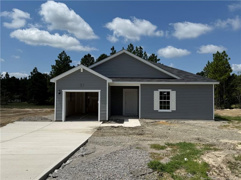 94 Blossom Trl, Lillington, NC 27546
