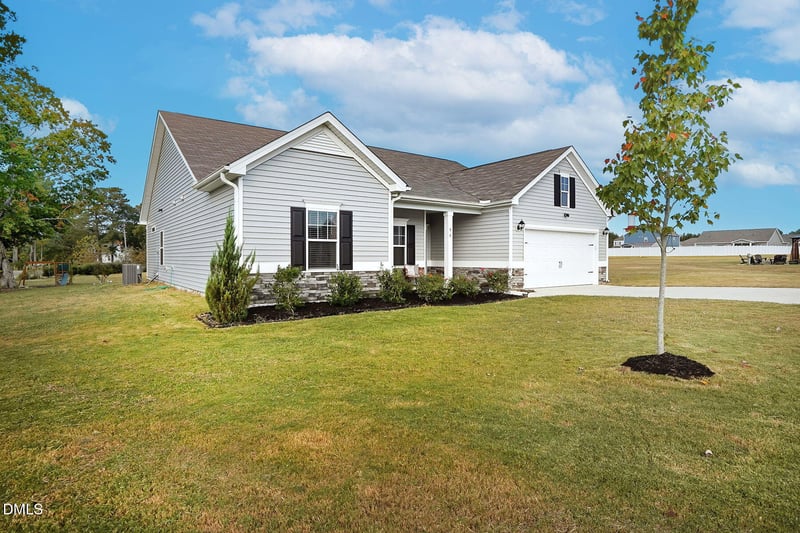 94 Bonnie Girl Ct, Lillington, NC 27546