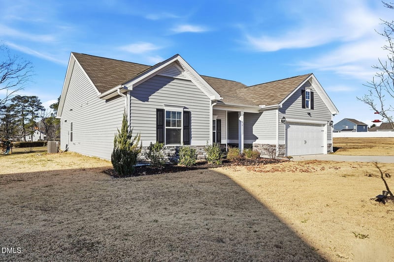 94 Bonnie Girl Ct, Lillington, NC 27546