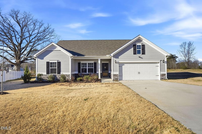 94 Bonnie Girl Ct, Lillington, NC 27546
