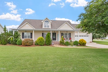 94 Bridle Dr, Angier, NC 27501