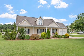 94 Bridle Dr, Angier, NC 27501