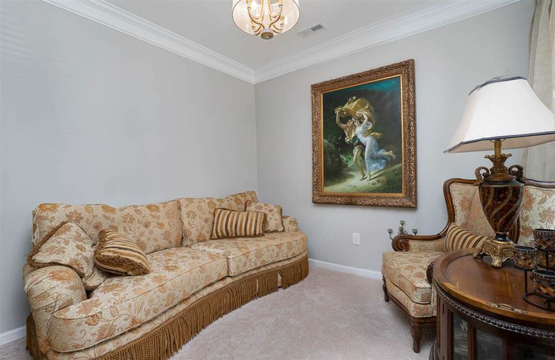 94 Chatsworth Ln, Clayton, NC 27527