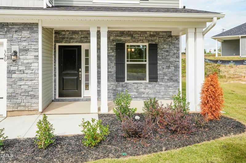 94 Decatur Dr, Fuquay Varina, NC 27526