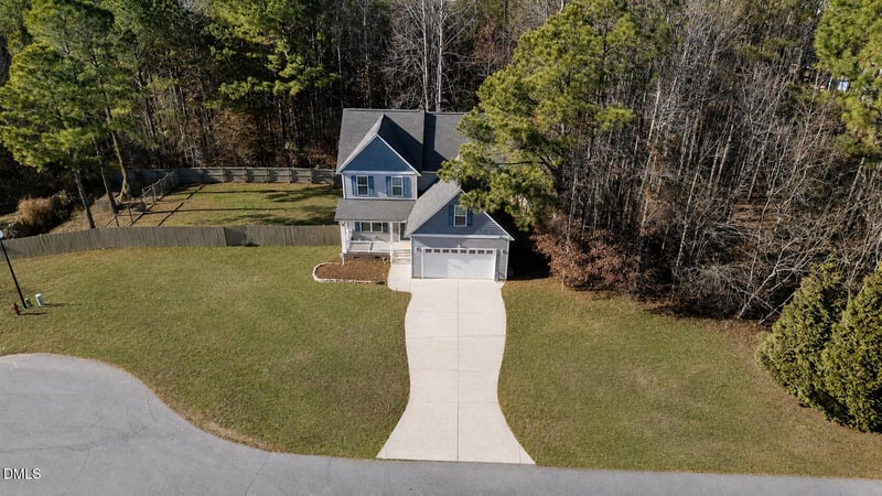94 Diamond Creek Dr, Clayton, NC 27520