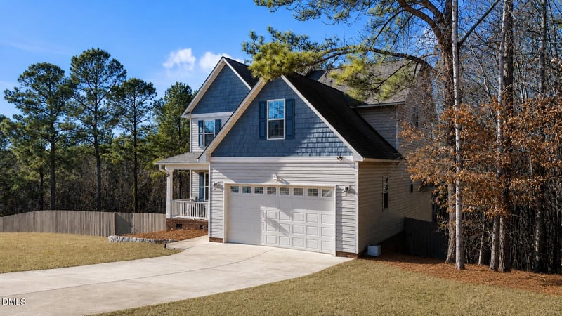 94 Diamond Creek Dr, Clayton, NC 27520