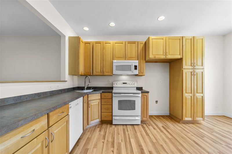 94 Grapevine Trl, Durham, NC 27707