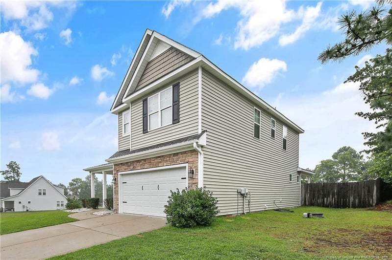 94 Heatherwood Dr, Lillington, NC 27546